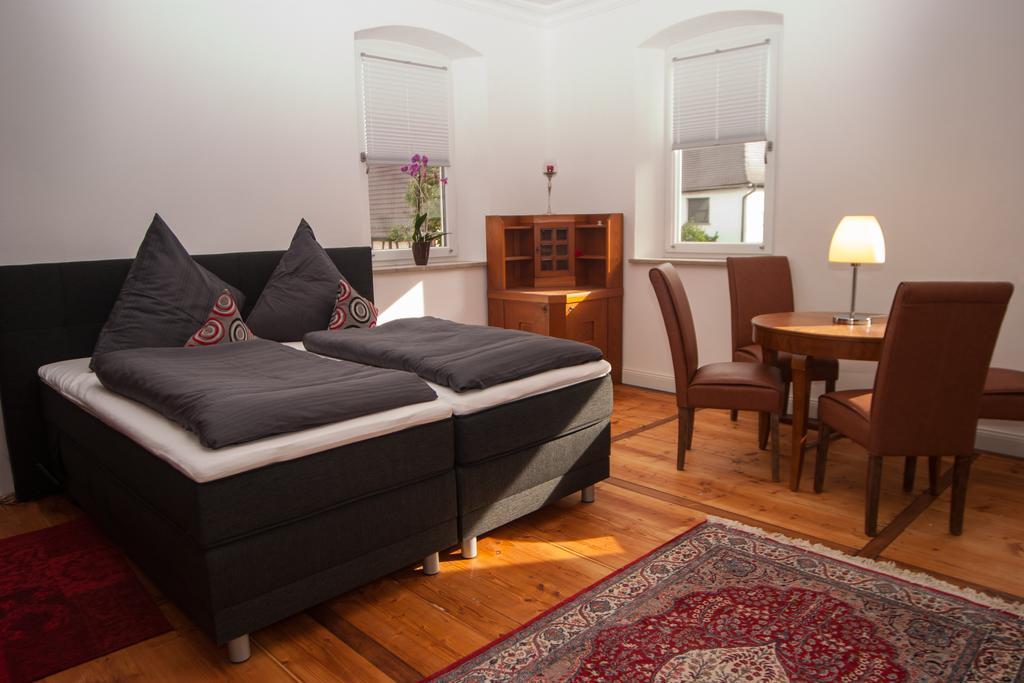 Exklusive Ferienwohnung Geisfeld Room photo